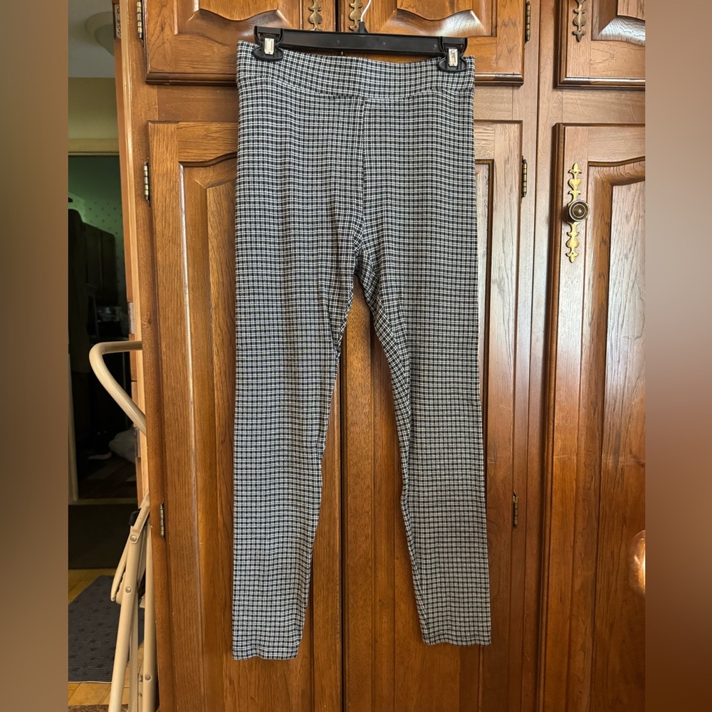 Lou & Grey Gray Plaid Leggings, size S